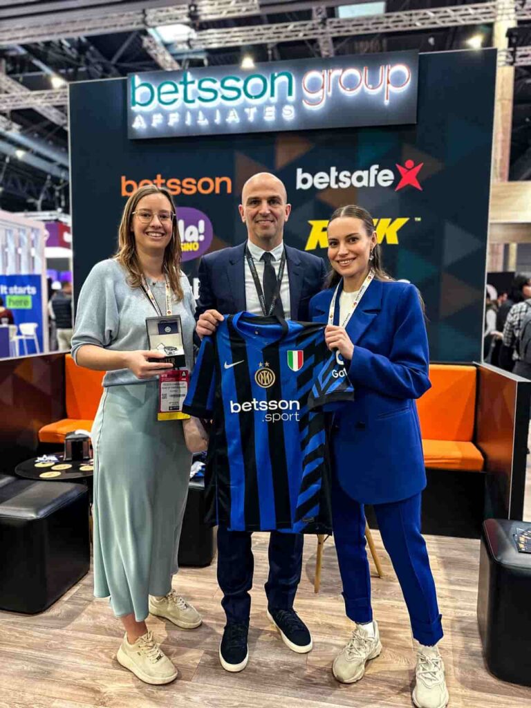 Una leyenda del fútbol como embajador